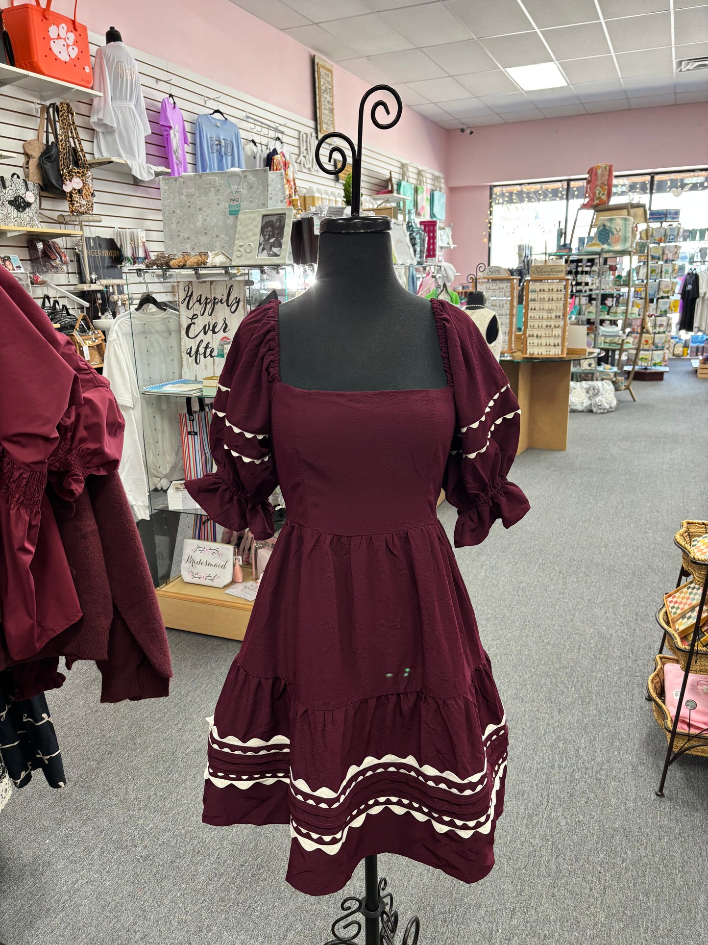 Short Sleeve Ric Rac Trim Pocket Dress